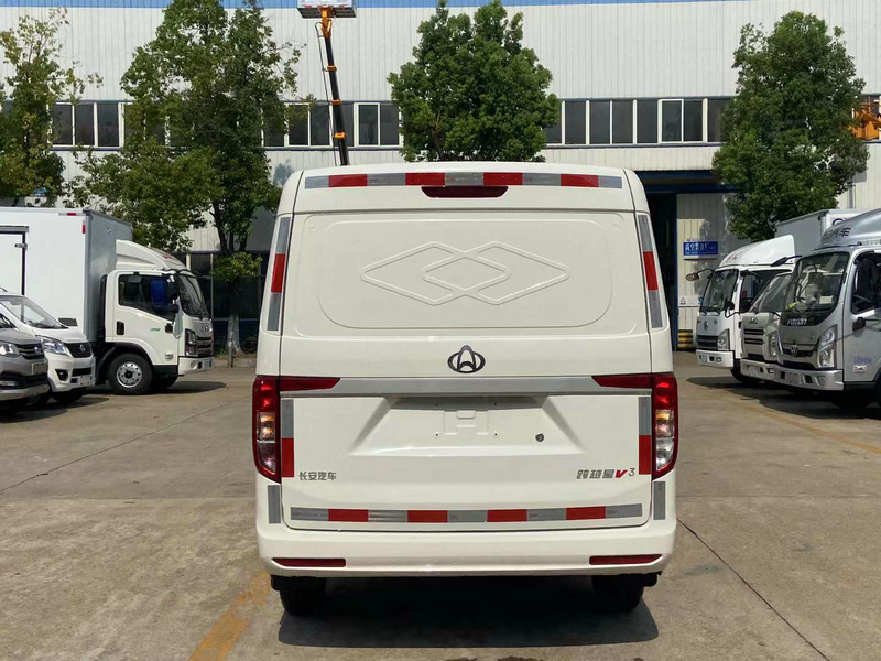 長安跨越星V3面包冷藏車